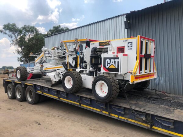 CAT 120G UNDERGROUND GRADER